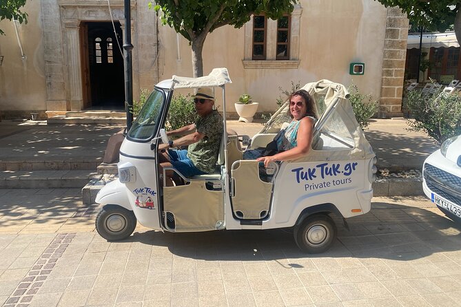 7 Villages Tuk Tuk Tour in Crete with Free Time in Sissi - The Old Town tasting stop: olive oil, honey, and raki in about 20 minutes