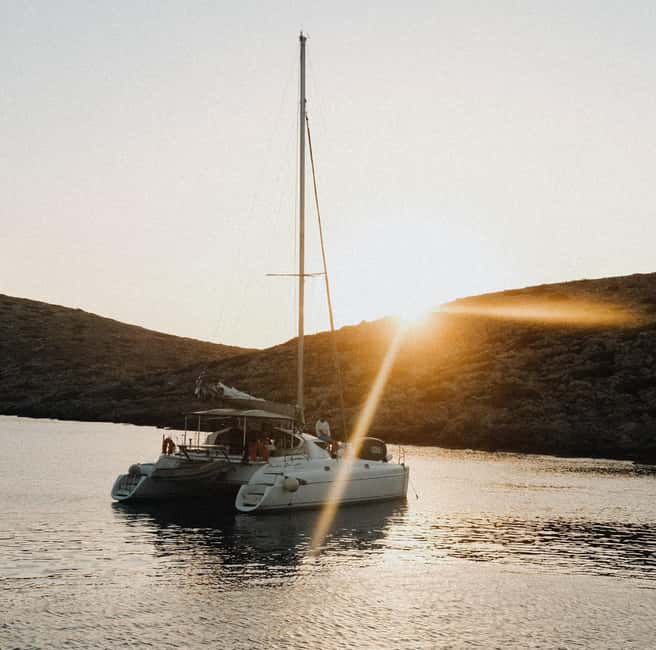 Agios Nikolaos: Spinalonga and Kolokytha Catamaran with Meal - Elounda Sightline: Cave of Barbarossa Moment