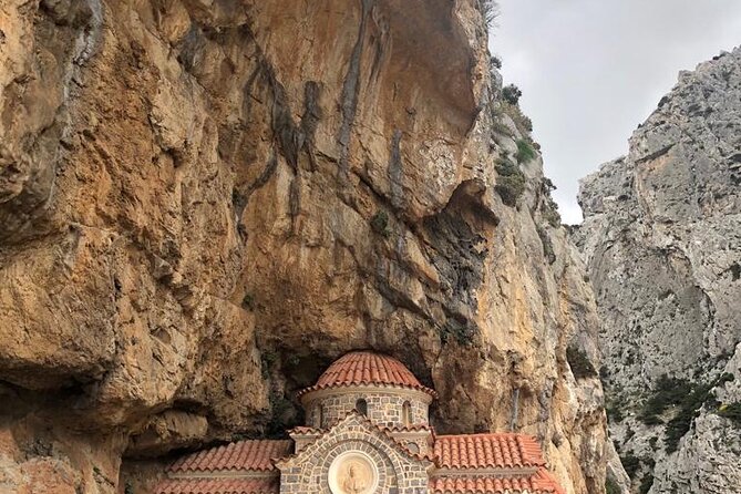 All day road trip from the North mountains to the South beaches - Vryses and Askifou: Village Stops That Give You Breathing Room