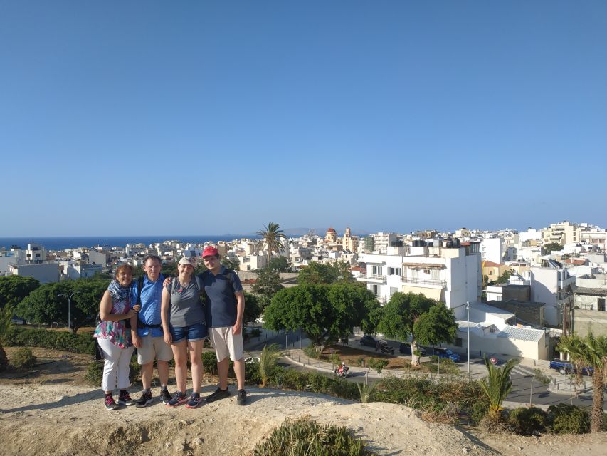 All in One - Ecobike City Tour - Food Tasting - Wine Tasting - Historical Museum of Crete: wine tasting and food tasting with context