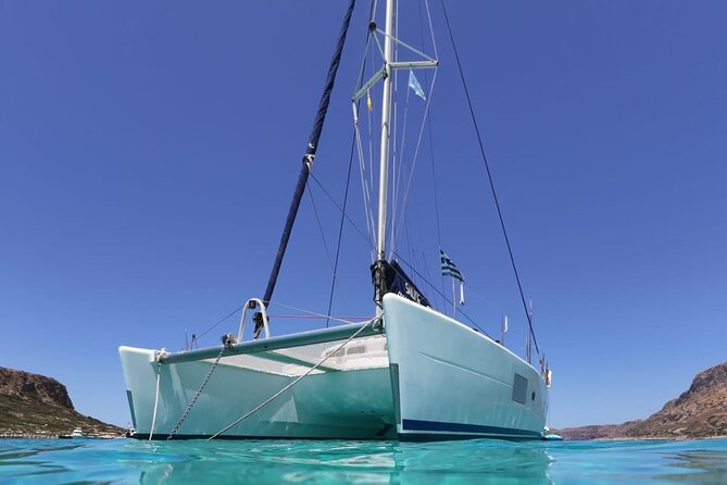 Balos Catamaran Private Sailing Cruise with Lunch - Stop 2: Gramvousa island and the pirate-fortress setting