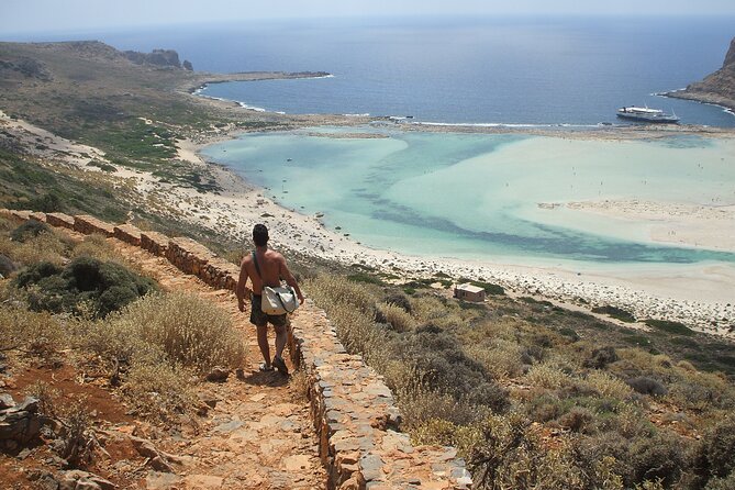 Balos Lagoon private Jeep tour with lunch - Included lagoon comforts: water, snacks, chairs, umbrella, and photo timing