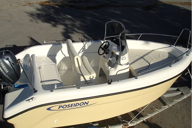 BOAT RENTAL per Hour from Hersonissos Crete - Steering the boat: the best way to make the day feel personal