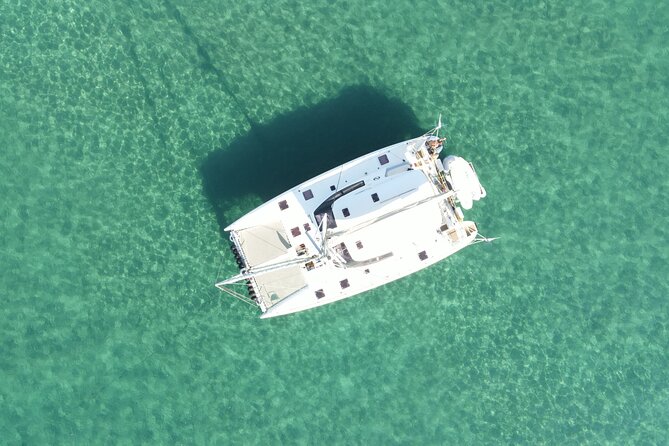 Catamaran Sailing Trip - All Inclusive - Setting Sail to Nisi Dia: The half-day plan that actually feels relaxed