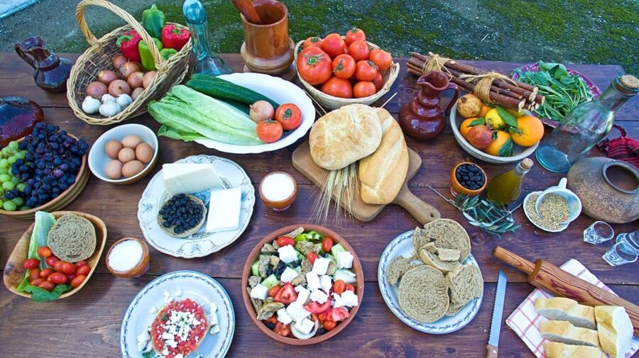 Chania: Authentic Cooking Class in the White Mountains - The dinner you cook: appetizers, wine pairing, and jar desserts