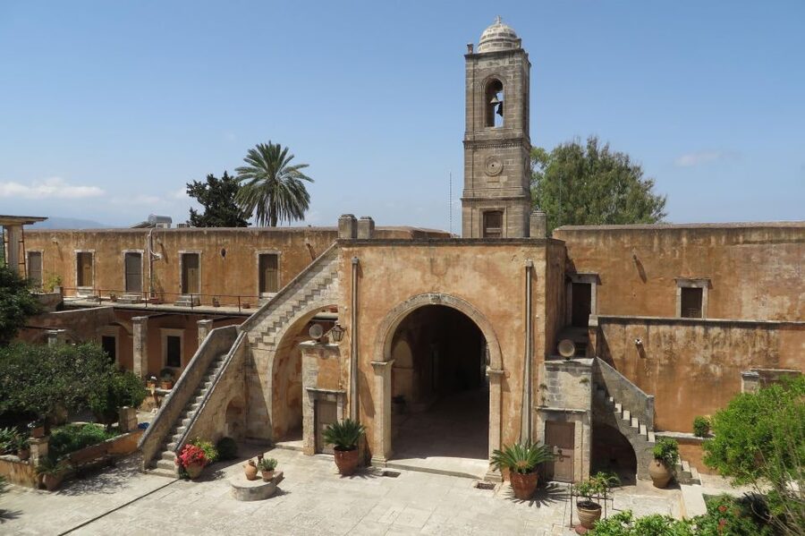 Chania Highlights:Venizelos, Stavros, Agia Triada & Marathi - Should you book this Chania mini-van highlights tour?