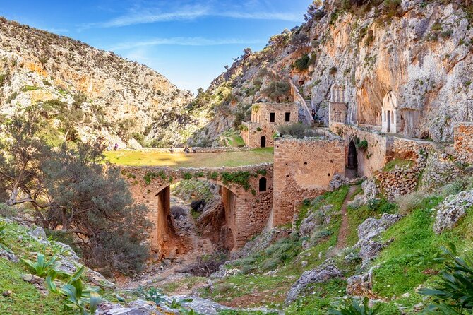 Chania: Hiking through History and Hidden Gems at Katholiko Bay - St John the Hermit: why the monastery stop is more than a photo