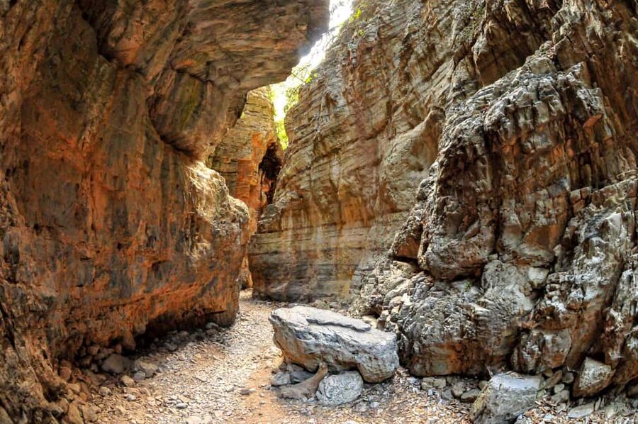 Chania: Imbros Gorge Hiking Tour & Beach Relaxation - The practical timing: why the day feels full but not frantic