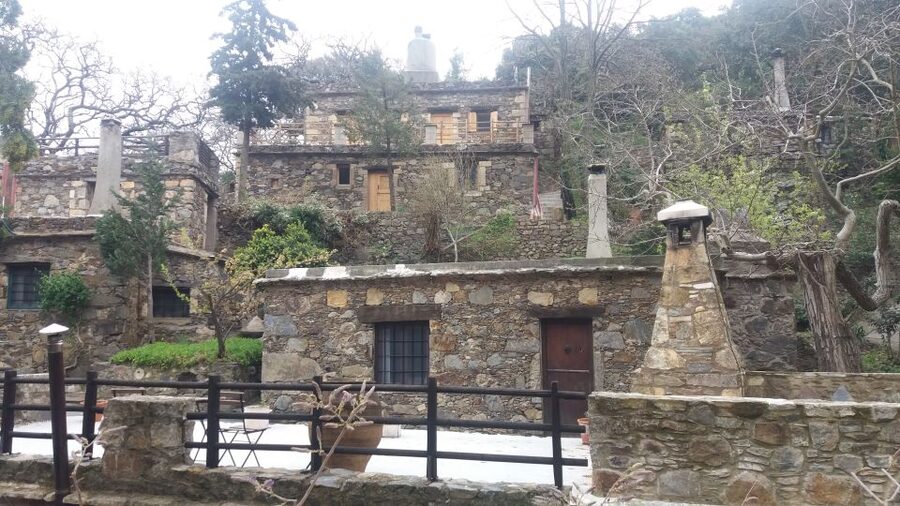Chania: Milia Mountain Tour w/Lunch Olive Oil/Wine Tastings - From Chania pickup to Milia Mountain Retreat, the day’s pace makes sense
