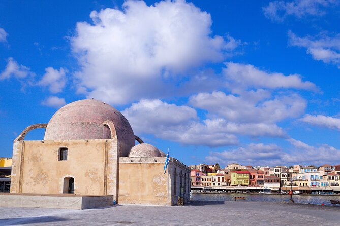 Chania Scavenger Hunt and Highlights Self Guided Audio Tour - How The World City Trail App Runs Your Chania Adventure