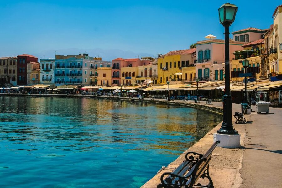 Chania: Semi-Submarine Boat Underwater Experience - Audio Narration in Greek, English, and Russian: How Much It Adds