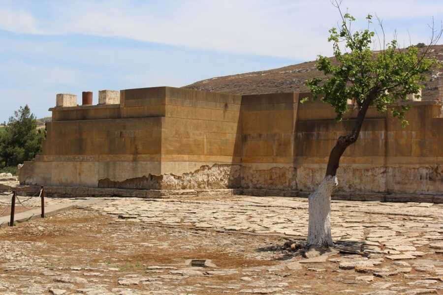 Chania to Knossos Palace- Heraklion City Private Guided Tour - Price of $453 per person: when this feels like good value