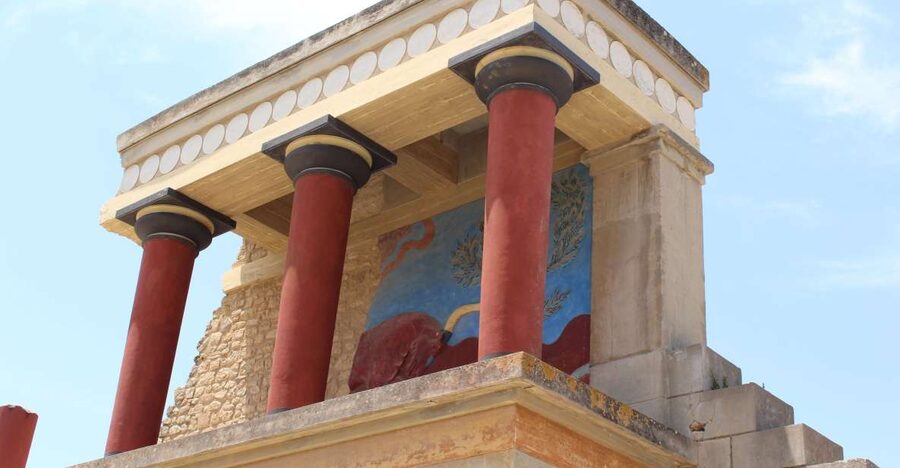 Chania to Knossos Palace- Heraklion City Private Guided Tour - Hotel pickup, breakfast in the countryside, and how the drive sets the tone