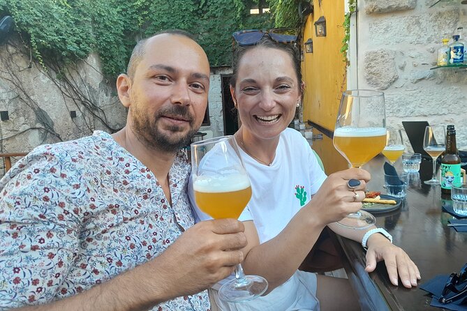 Craft Beer & City Tour - Rethymno Old Town - Stop 3: Venetian Harbour photo time, tap beer, and quality finger food