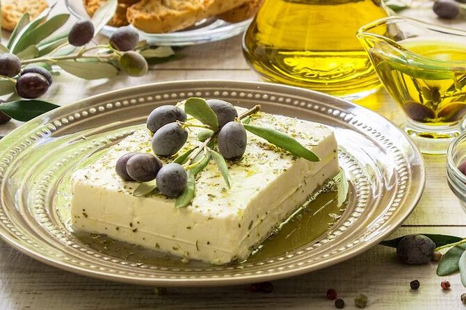 Cretan Flavors - Cooking Lessons and Wine Olive Oil Tasting - Premium olive oil tasting: learning quality, not just liking flavor