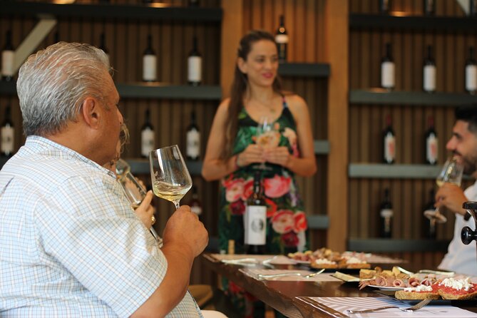 Cretan Wine Tasting Experience - Getting to Tsakiri 9 and settling in fast