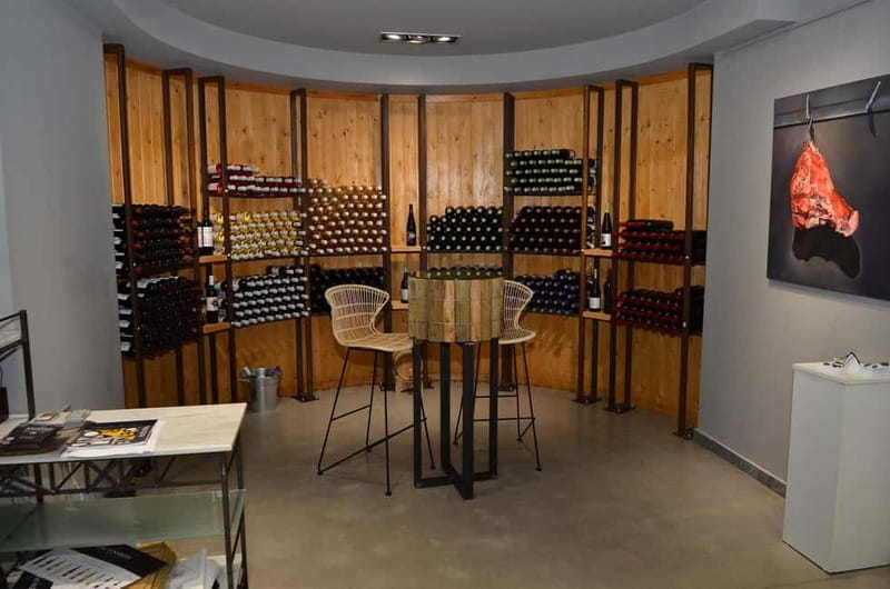 Crete: 2 Wineries Private Tour with Wine Tasting & Lunch - Key things you’ll remember