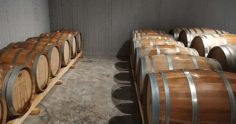 Crete: 2 Wineries Private Tour with Wine Tasting & Lunch - Small-group value: why $471 can work out well