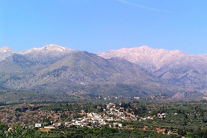 Crete Above the Clouds: Private 4x4 White Mountains Safari - Kallergi Refuge: The Viewpoint Stop at About 1,680 Meters