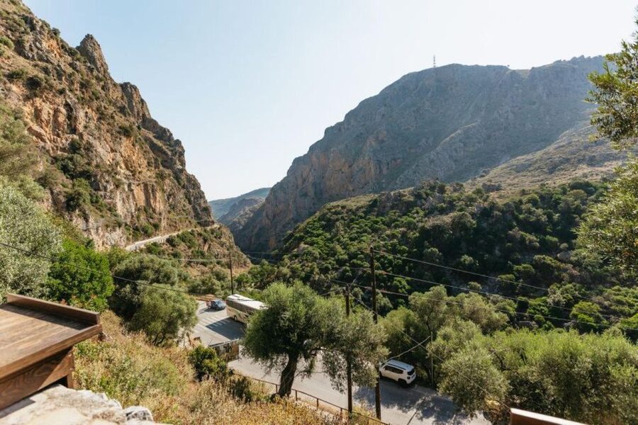 Crete Areas: Private Day Trip to Elafonissi Pink Sand - Beach Kiosks, Rules, and What to Pack (So You Don’t Spend the Day Running Around)