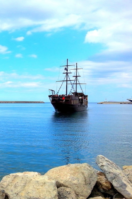Crete:Day Trip to Rethymno City,Chania City and Kournas Lake - Rethymno’s Old Town, Fortezza, and a Portside Coffee Break