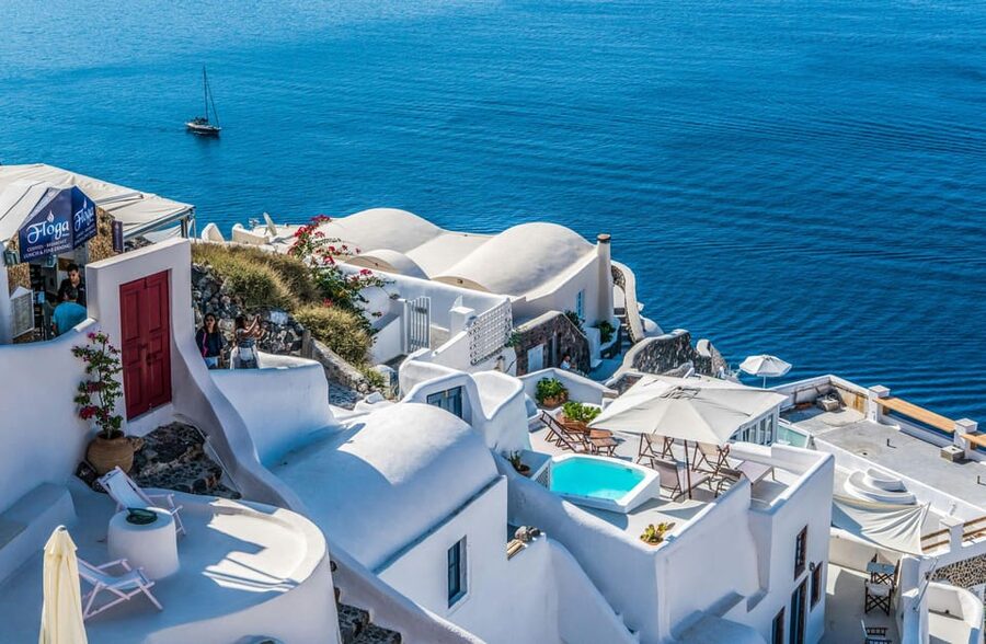 Crete: Full-Day Trip to Santorini from Chania - The Second Ferry Ride: Time to Relax, Plus a Fun Return Moment