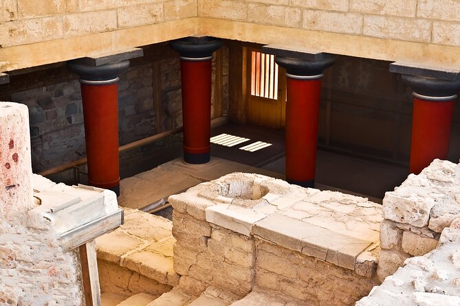 Crete: Knossos Archaeological Site Ticket - When you should skip this self-guided approach and find a guide