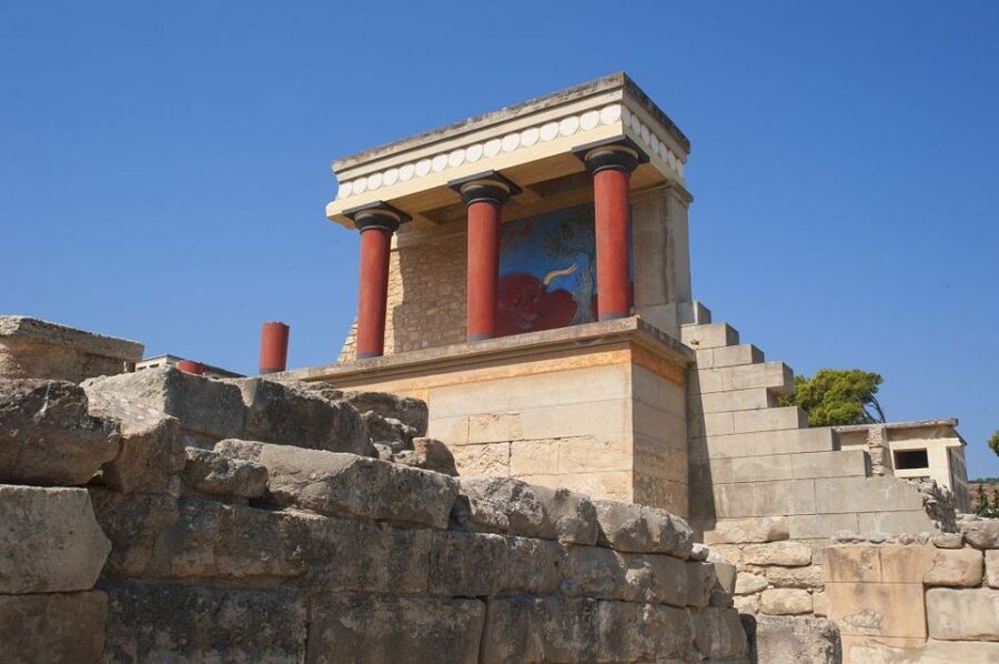 Crete: Knossos Palace and Lassithi Plateau Day Tour - Coach comfort and pickup across North Crete