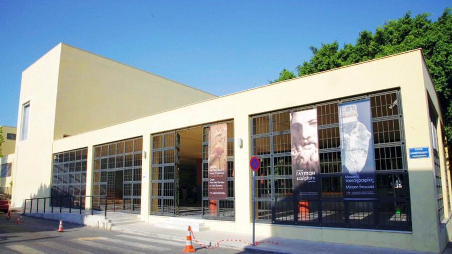 Crete: Knossos Palace and Museum E-Tickets with Audio Guides - Who should book this Knossos and Museum combo e-ticket?