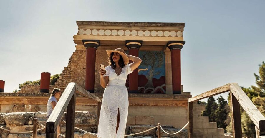 Crete: Knossos Palace and Museum E-Tickets with Audio Guides - A smart combo: Knossos Palace plus Heraklion Archaeological Museum