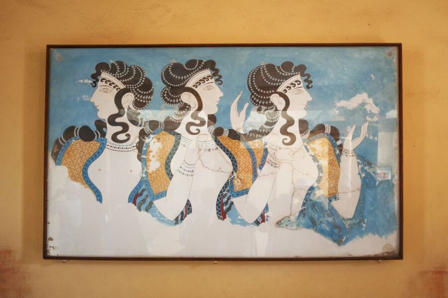 Crete: Knossos Palace and Museum Skip the line Guided tour - The drive to Knossos: scenic views and a photo stop that buys you momentum