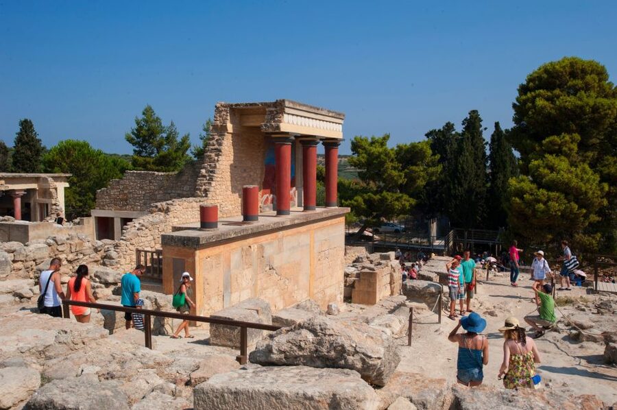 Crete: Knossos Palace, Heraklion City, Market Guided Tour - Venetian Harbor and the Fortress of Koules: a quick view that delivers