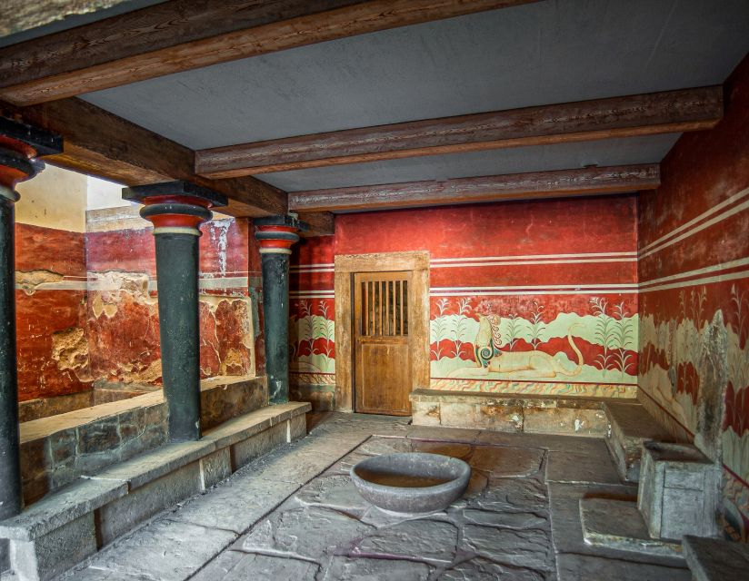 Crete: Knossos Palace, Heraklion City, Market Guided Tour - Who should book this day trip, and who should look elsewhere