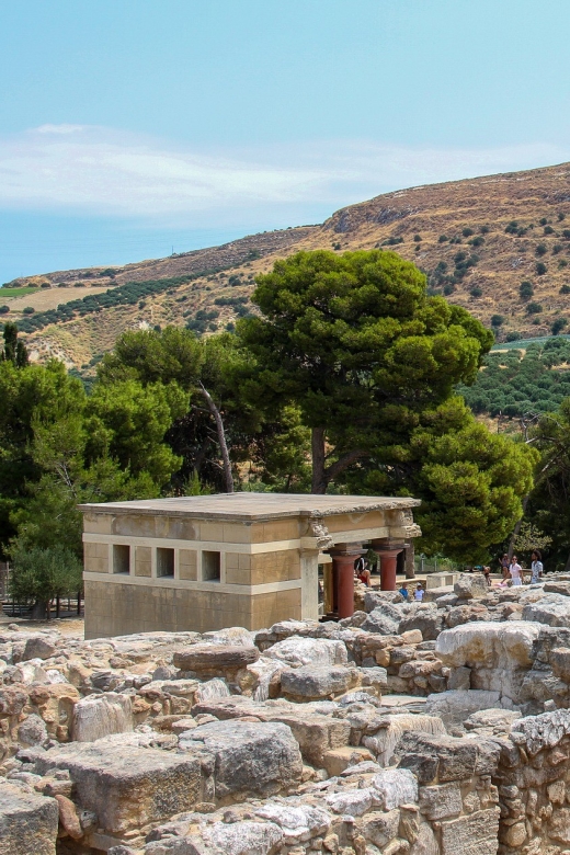 Crete: Knossos Palace & Heraklion Guided Tour - Key Highlights You Actually Feel During This Day