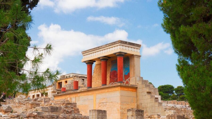 Crete: Knossos Palace, Olive Oil, Wine & Cretan Traditions - Private 8 Hour Flow: Pickup, Timing, and How to Get the Most Out of It