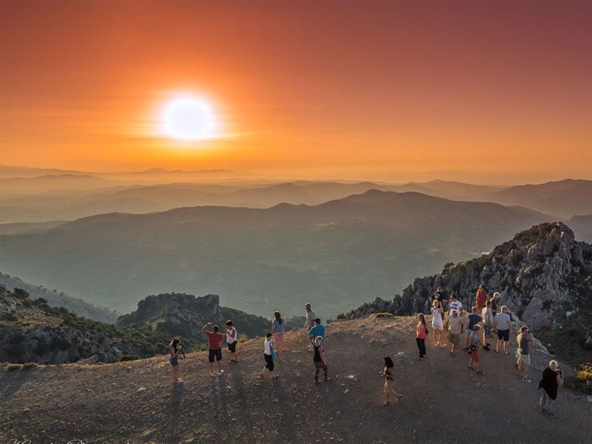 Crete: Land Rover Safari with Sunset Viewing, Dinner, & Wine - How the evening starts: hotel pickup and a real-feeling drive