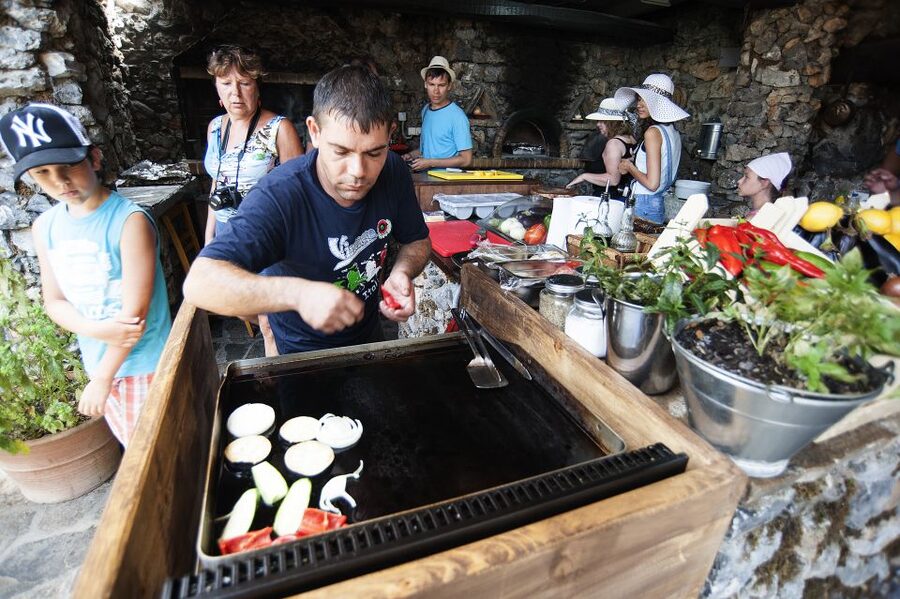 Crete: Lassithi Plateau & Kera Monastery Tour with Ceramics - Logistics that matter more than you think