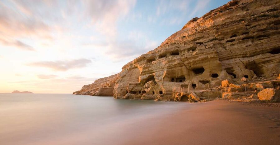 Crete: Matala Beach and Hippie caves, Red beach - Getting there from your pickup: bus ride, breaks, and real timing