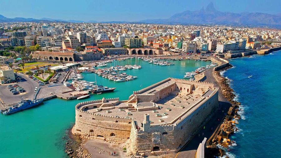 Crete: Private Tour with Classic Mercedes/ Choose a Daytrip - Daytrip Choice 1: Ag Nikolaos, Elounda, Plaka, and Spinalonga Island