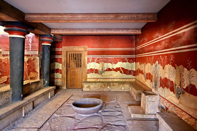 Crete Shore Trip & Knossos Palace from Heraklion (Iraklion) Port - Pace, comfort, and the walking reality at Knossos