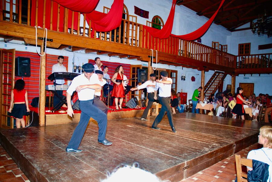 Crete: Traditional Cretan Night: Live Show and Dinner - Who This Tour Fits Best (And Who Should Think Twice)