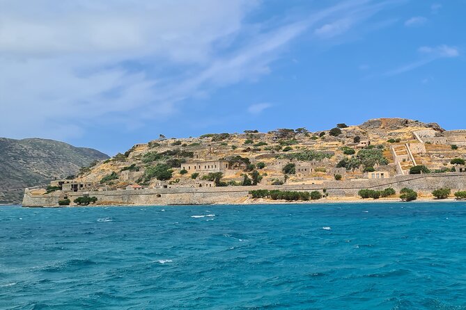 Day Trip to Agios Nikolaos and Spinalonga Island - Language, guide style, and how to handle the multi-language setup
