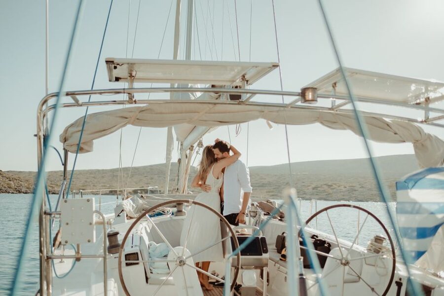 Dia Island: Semi-Private Full Day Sailing Trip with meal - Price and logistics: what $100 buys you, and what costs extra