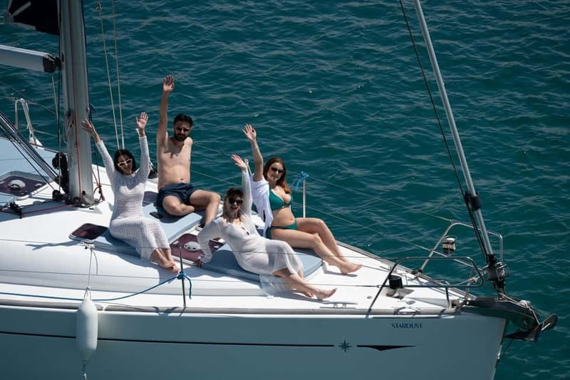 Dia Sailing Cruise With All-inclusive Meal And Drinks - Getting to the boat: Old Port check-in and optional hotel transfers
