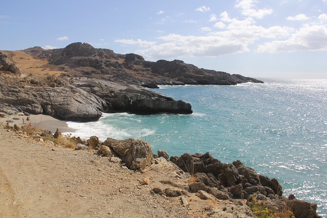 Discover South Crete – Rethymno - Kourtaliotiko Gorge: Famous Cliffs, Fast Stop