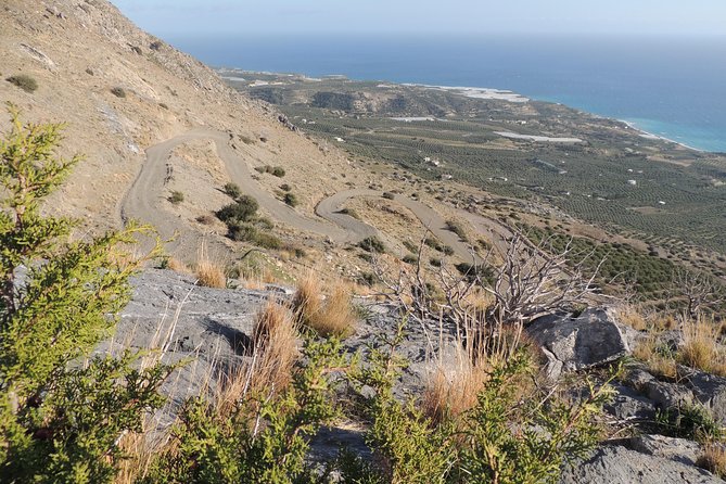 Discover The Secrets Of The Southern Crete Jeep Safari tour - The 4WD driving vibe: safety, bumpy roads, and real local talk