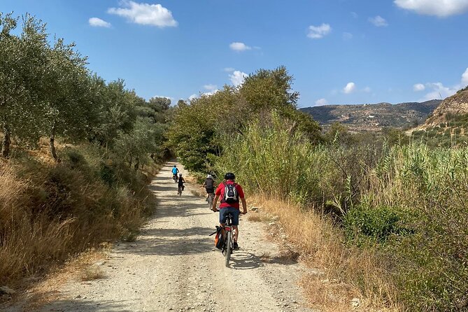 Discover the unknown side of Crete by E-Bike - Key highlights before you go