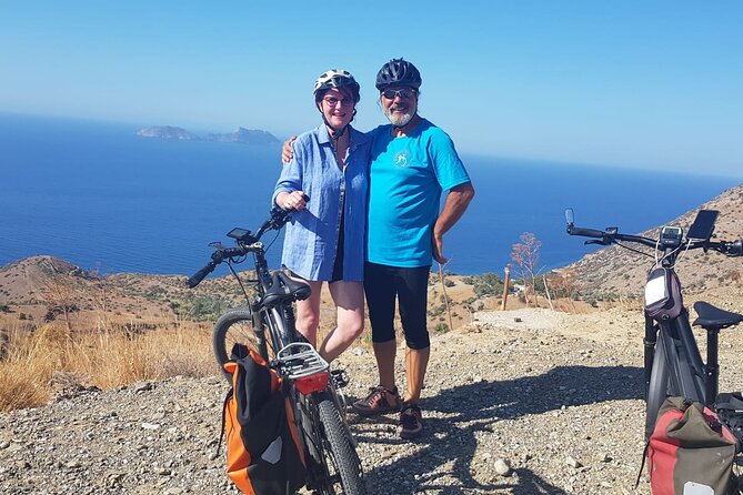 Discover the unknown side of Crete by E-Bike - Voutes at 240m: the commuter village vibe and a chance to reset