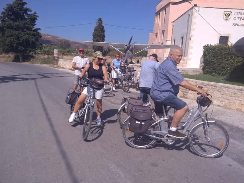 e-Bike Guided Tour to Myli Gorge with Full Lunch included - Roussospiti village lunch: family-run taverna dishes and time to slow down