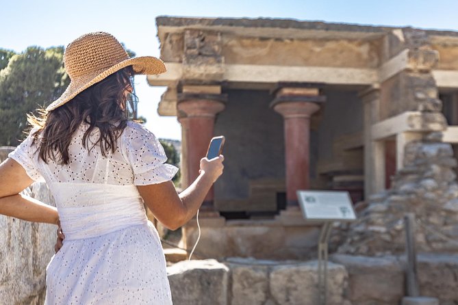 E-Ticket & Audio Tour for Knossos Palace: Unlock Minoan Majesty - Knossos Palace by audio, not by wandering